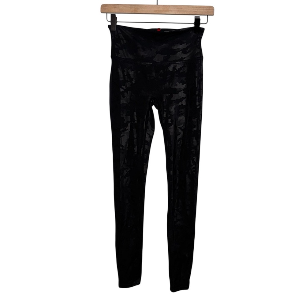 Spanx High Waisted Black Camouflage Leggings - Picture 3 of 4